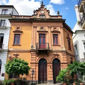 walking tour