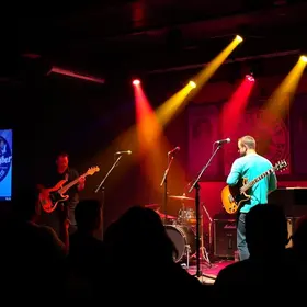 bares com música ao vivo em SP